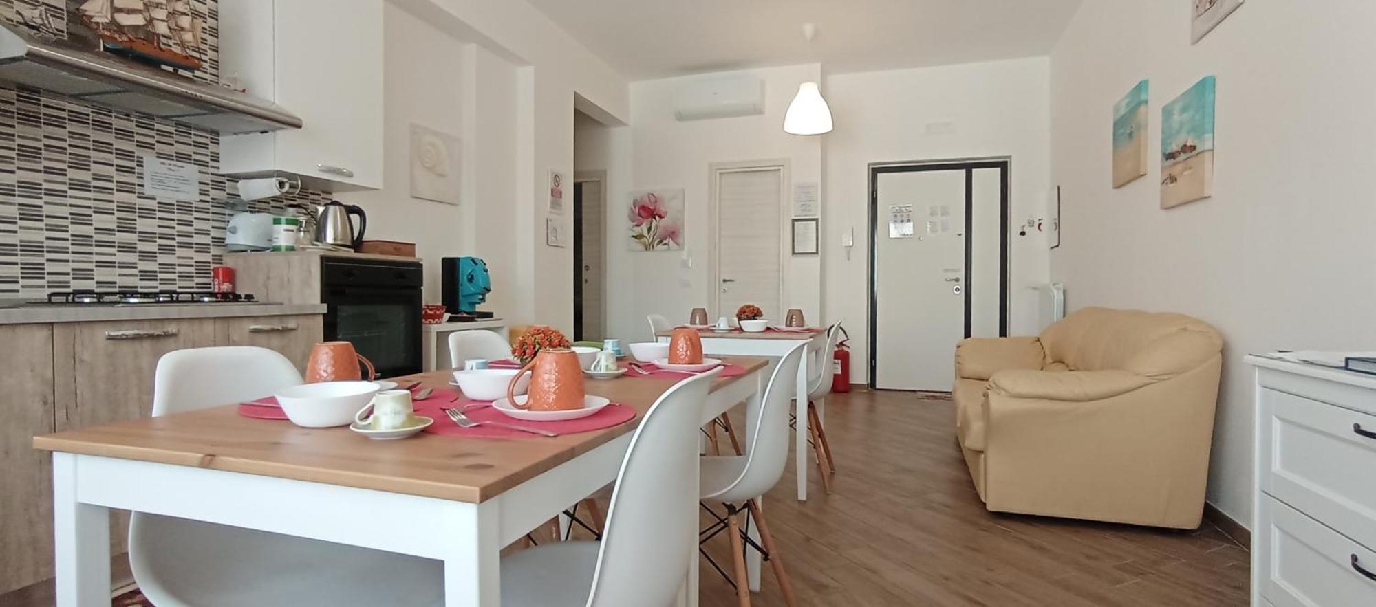 B & B Civico 6 Rooms Салерно Экстерьер фото